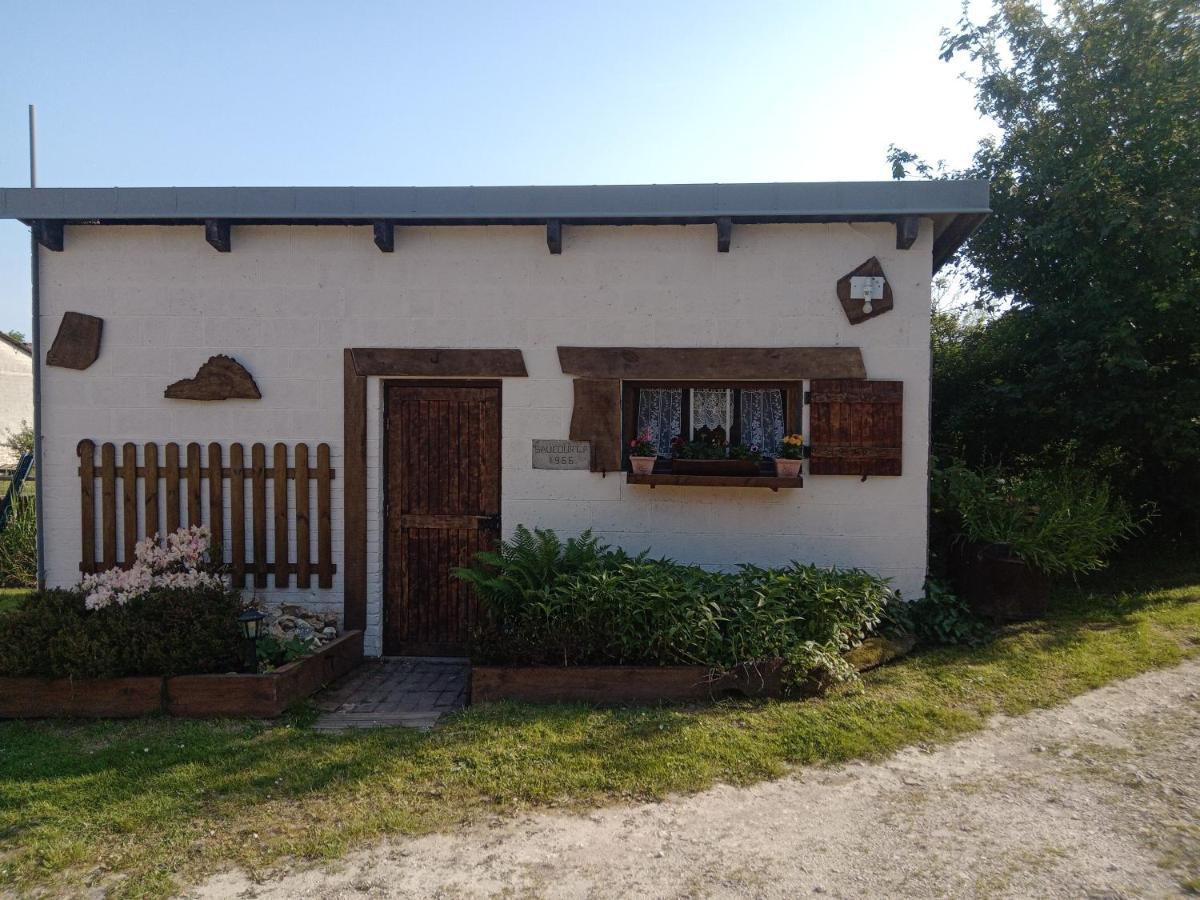 Hotel La Tiote Roulotte Marquigny Zewnętrze zdjęcie